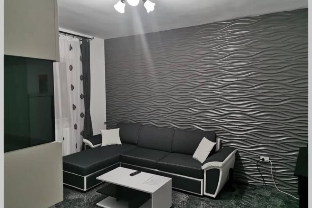 Appartement Cozy Flat à Piteşti Extérieur photo